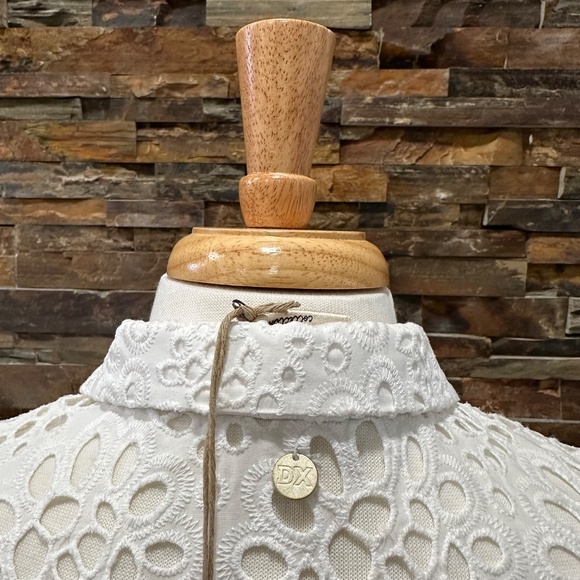 DX Collection Eyelet Button Down Dress Made in Italy White Latte NWT Size Small - Picture 9 of 10
